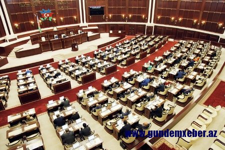 Bu gün parlamentdə ölkənin yeni baş naziri təsdiqlənəcək