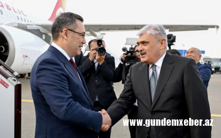 Sadır Japarov Azərbaycanda