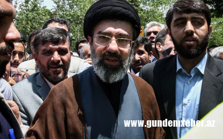 Xamenei iranlı qadınların mübarizəsindən danışdı